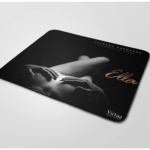 Mouse pad do livro "Ella", de Leandro Angonese